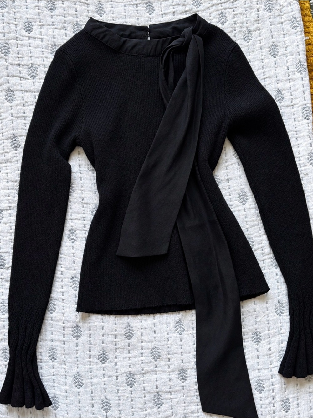 Source Unknown Black Tie-Neck Long Sleeve Sweater